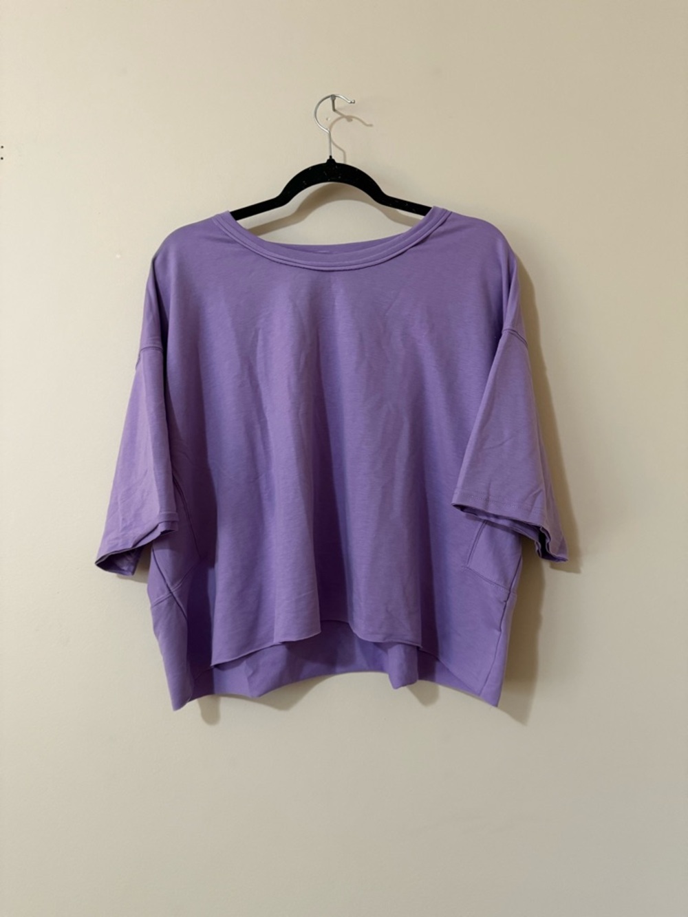 Relaxed Boxy Lavender Tee - Women. PTP 28.